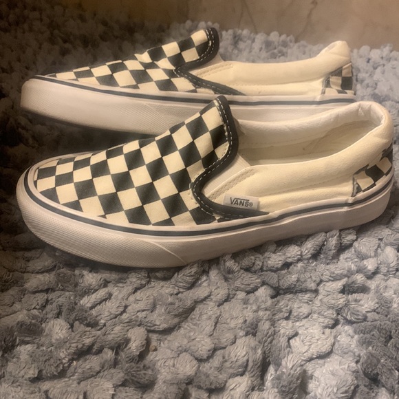 Vans Classic Checkerboard Slip-ons - Picture 4 of 7
